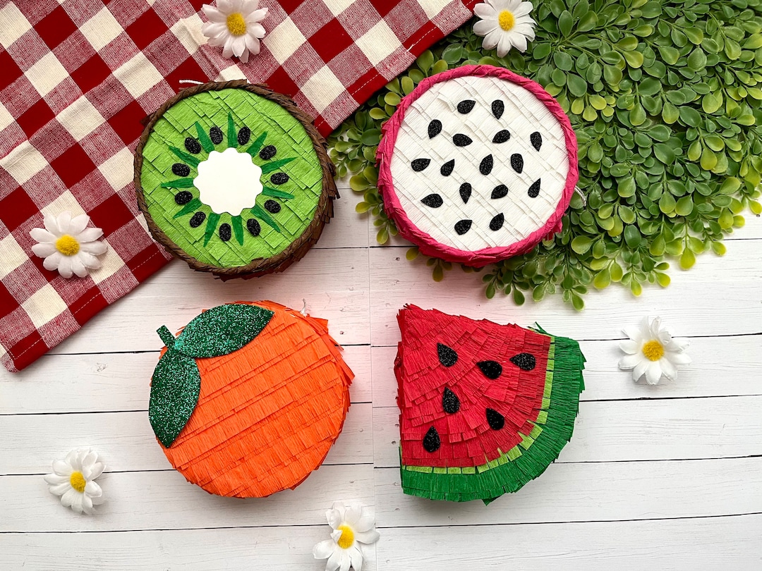 pinata fruit